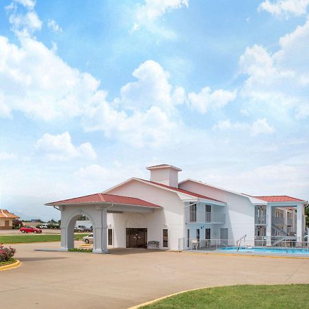 Super 8 By Wyndham Springdale Ar Motel Exterior foto